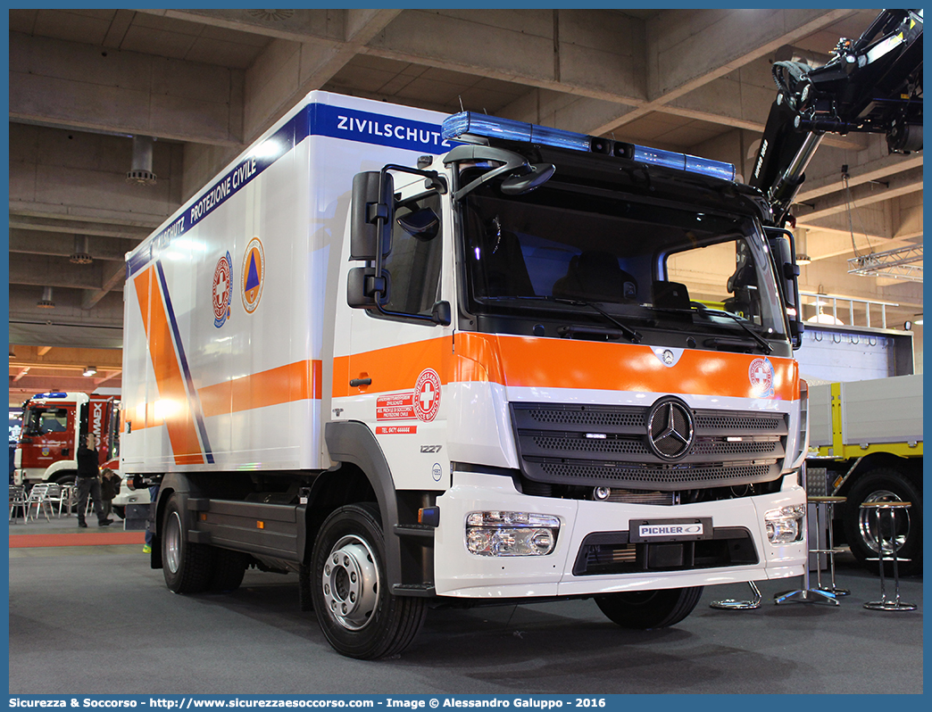 1553
Croce Bianca - Weisses Kreuz
Protezione Civile - Zivilschutz
Mercedes Benz Atego 1227 III serie
Parole chiave: Croce;Bianca;Weisses;Kreuz;WK;Sezione;Bolzano;Sektion;Bozen;Protezione;Civile;Zivilschutz;Mercedes;Benz;Atego;1227