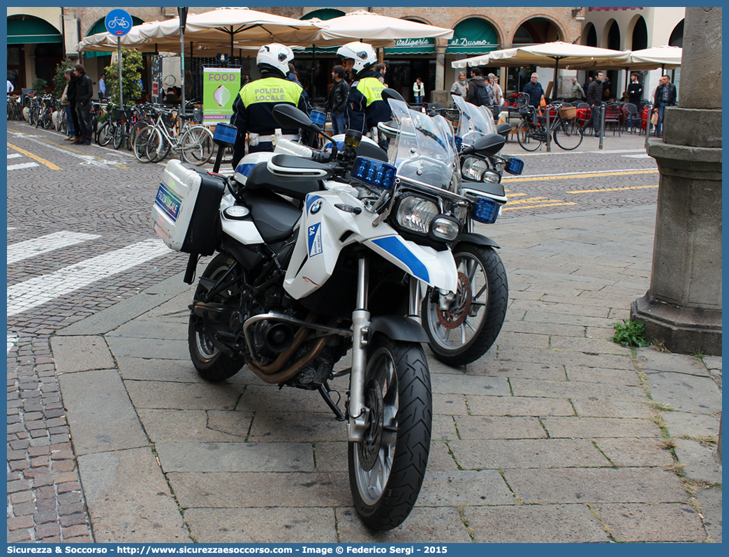 Polizia Locale YA02758 e YA02759
Polizia Locale
Comune di Padova
BMW F700GS
Parole chiave: PL;P.L.;PM;P.M.;Polizia;Locale;Municipale;Padova;BMW;F700GS;F;700;F700;GS