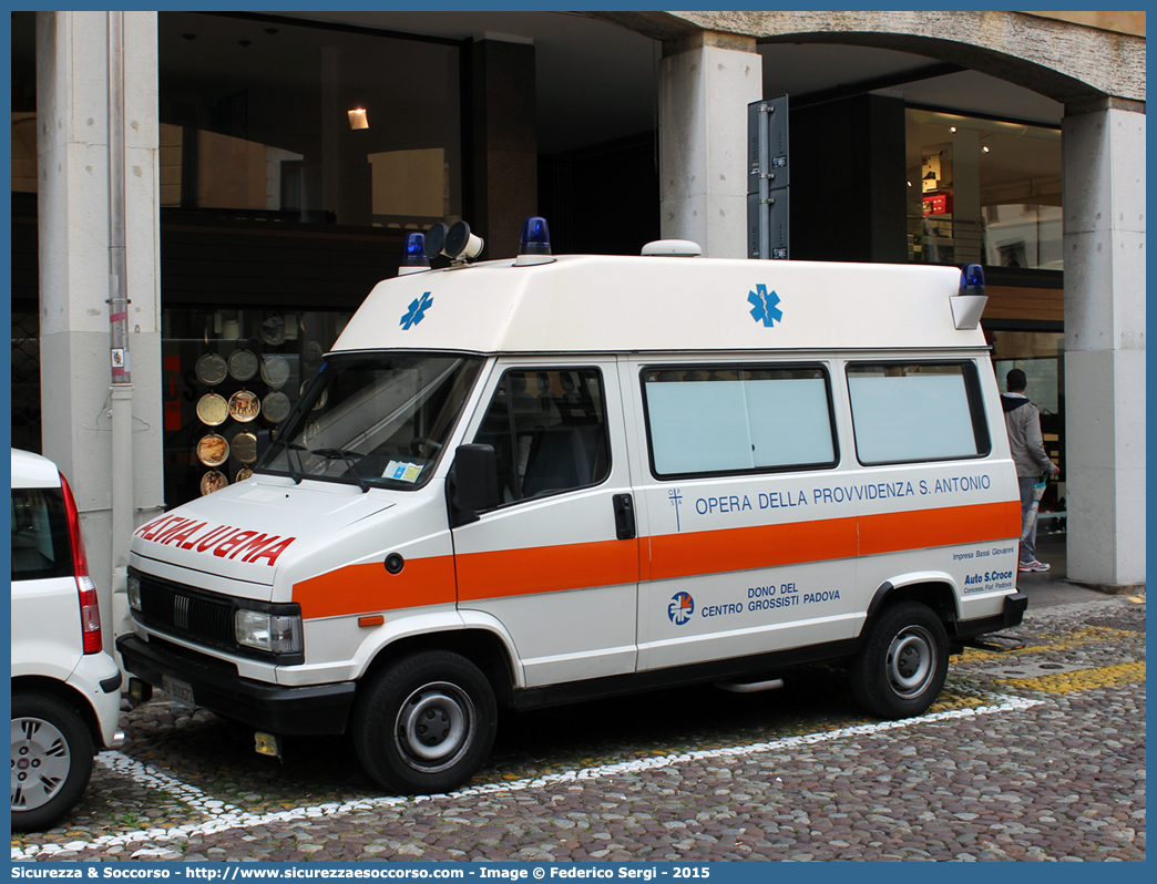 -
Opera della Provvidenza S. Antonio
Fiat Ducato I serie restyling
Parole chiave: Opera;della;Provvidenza;S.;Sant;Antonio;Fiat;Ducato;Ambulanza