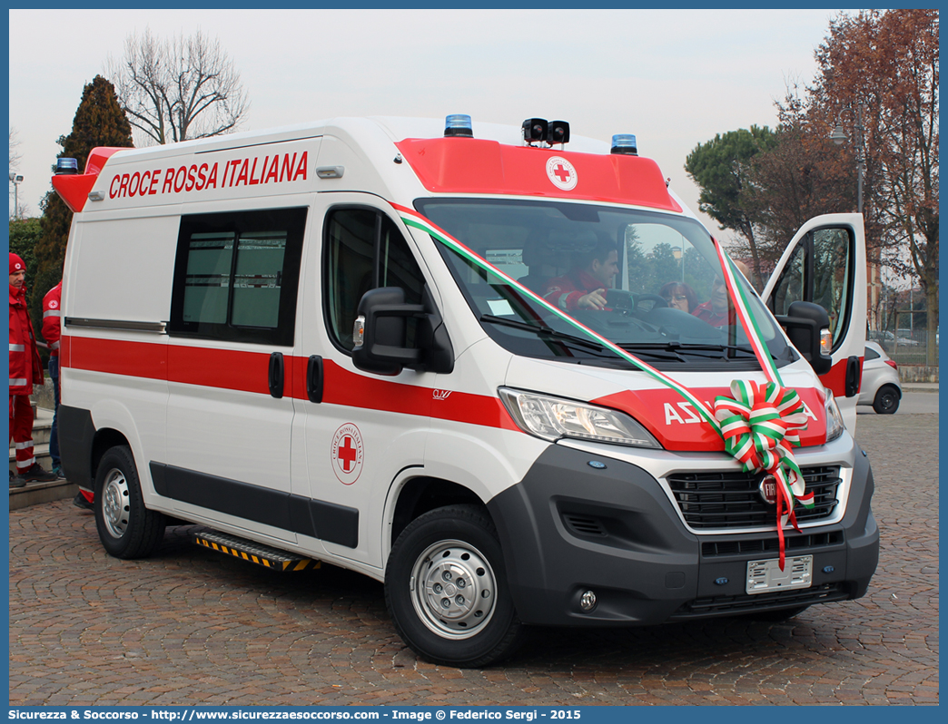 -
Croce Rossa Italiana
Maserà (PD)
Fiat Ducato III serie restyling
Allestitore Class S.r.l.
Parole chiave: Croce;Rossa;Italiana;CRI;C.R.I.;Ambulanza;Fiat;Ducato;X290;Class;Maserà;Padova