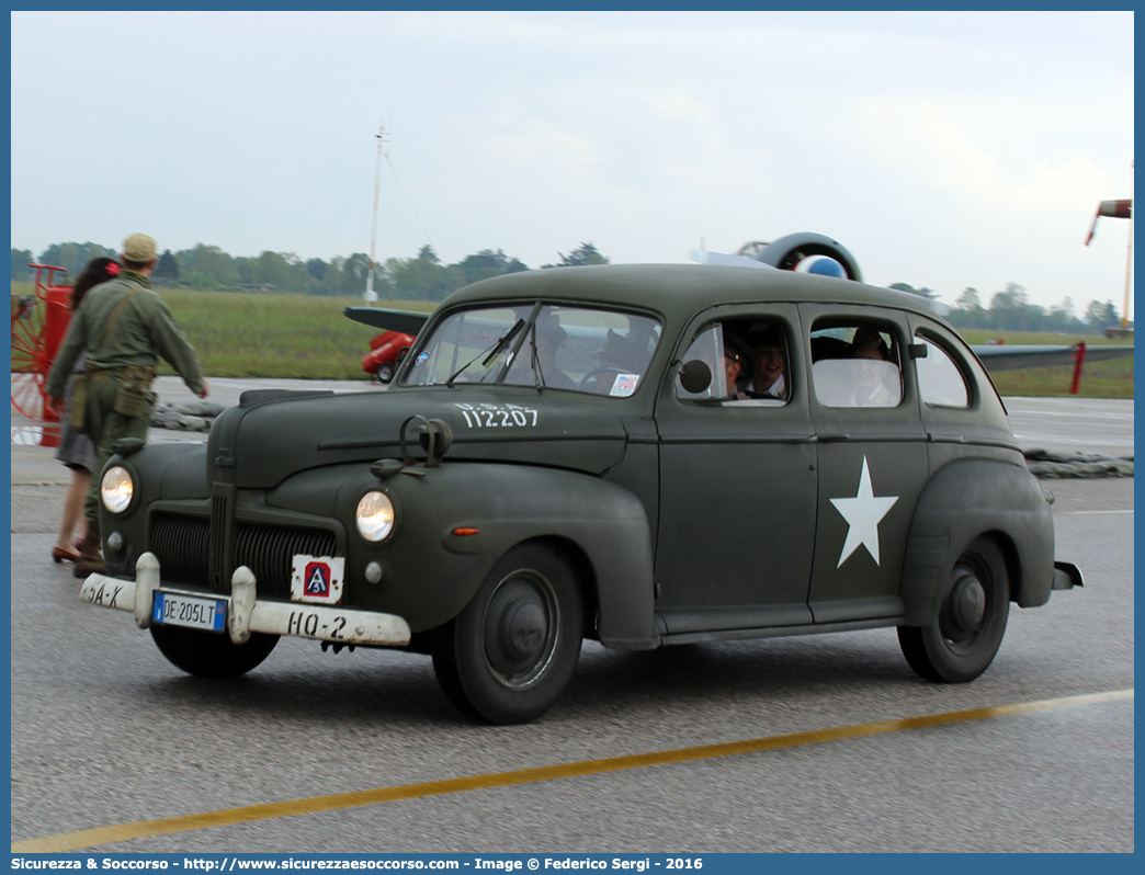 112207
U.S. Army
Ford DeLuxe Fordor Sedan
Parole chiave: US;U.S.;Army;Ford;DeLuxe;Fordor;Sedan