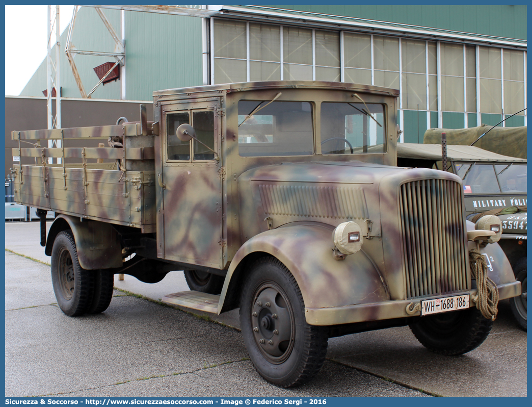 -
Wehrmacht
Mercedes Benz L4500
Parole chiave: Wehrmacht;Mercedes;Benz;L4500