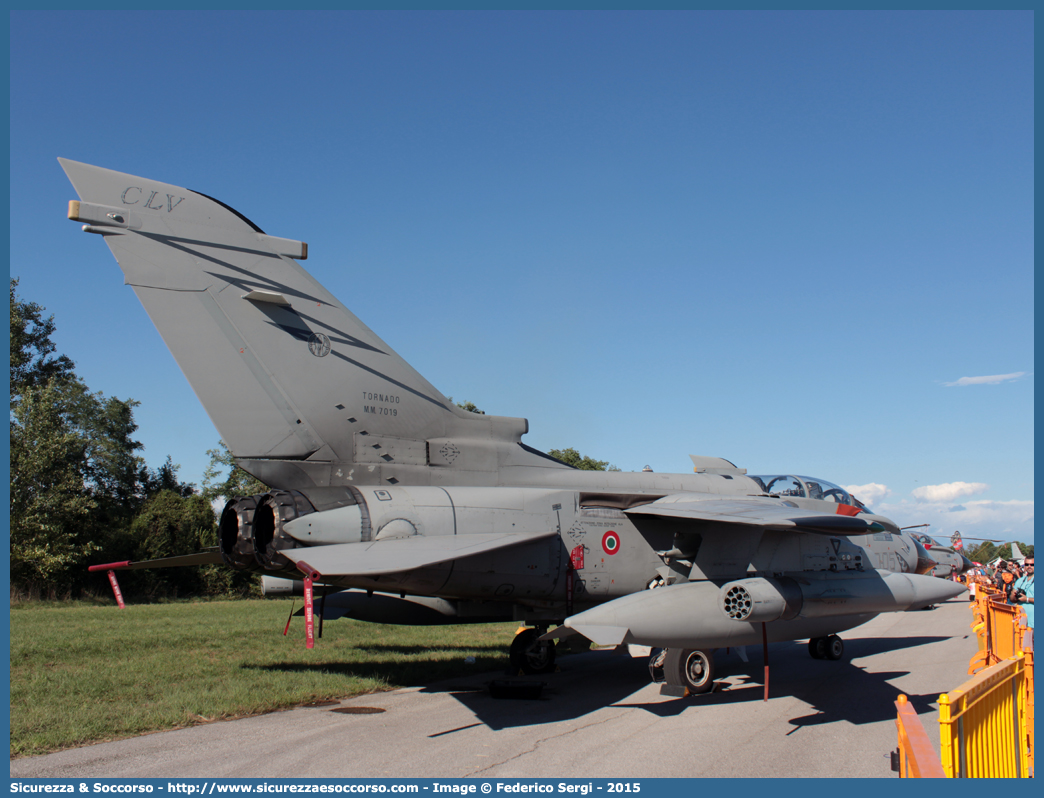 MM7019 / 50-05
Aeronautica Militare Italiana
Panavia PA-200 Tornado ECR
Parole chiave: A.M.I.;AMI;Aeronautica;Militare;Italiana;Panavia;PA-200;PA200;Tornado