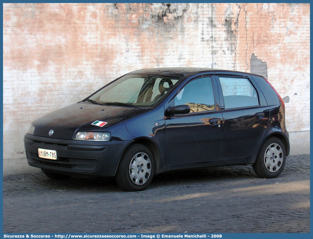 AM BM785
Aeronautica Militare Italiana
Fiat Punto II serie
Parole chiave: A.M.;A.M.I.;AM;AMI;Aeronautica;Militare;Italiana;Fiat;Punto