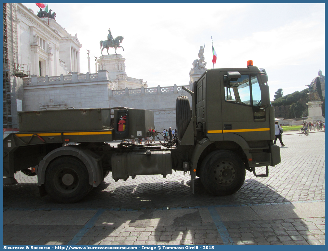 AM AK091
Aeronautica Militare Italiana
Iveco EuroTrakker 400E42
Parole chiave: AMI;A.M.I.;Aeronautica;Militare;Italiana;Iveco;EuroTrakker;400E42