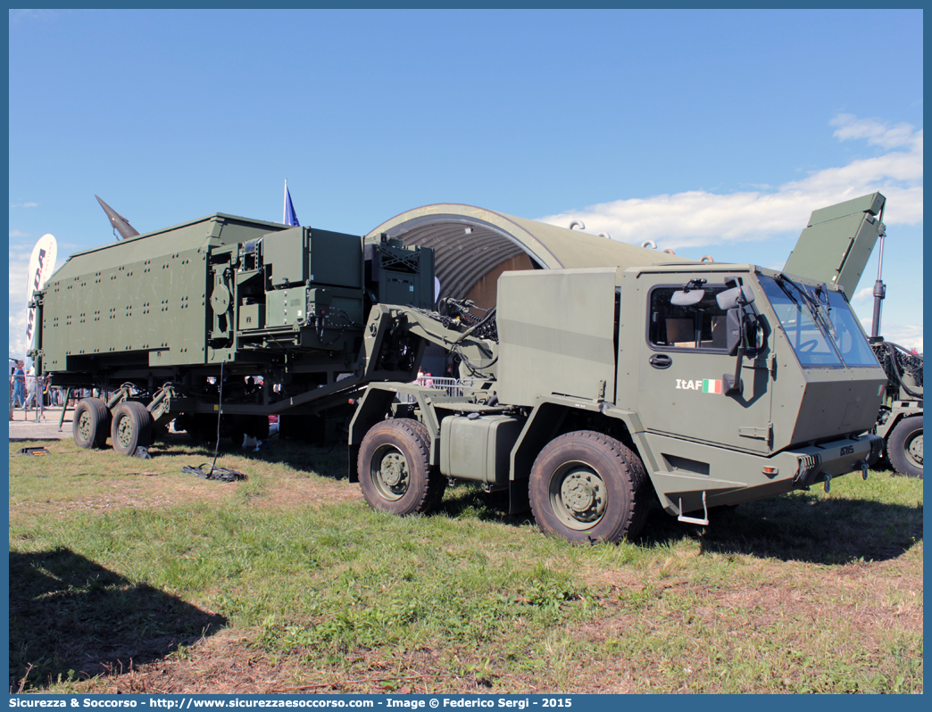 -
Aeronautica Militare Italiana
Aris AGC 170 II serie
Parole chiave: AMI;A.M.I.;Aeronautica;Militare;Italiana;Aris;AGC;170