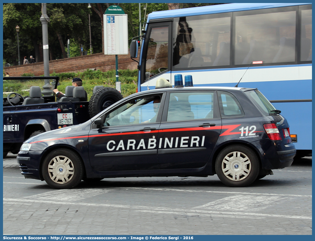 AM CC322
Arma dei Carabinieri
Reparto Carabinieri presso l'Aeronautica Militare
Fiat Stilo I serie
Parole chiave: AM;A.M.;CC;C.C.;Arma;Carabinieri;Aeronautica;Militare;Fiat;Stilo