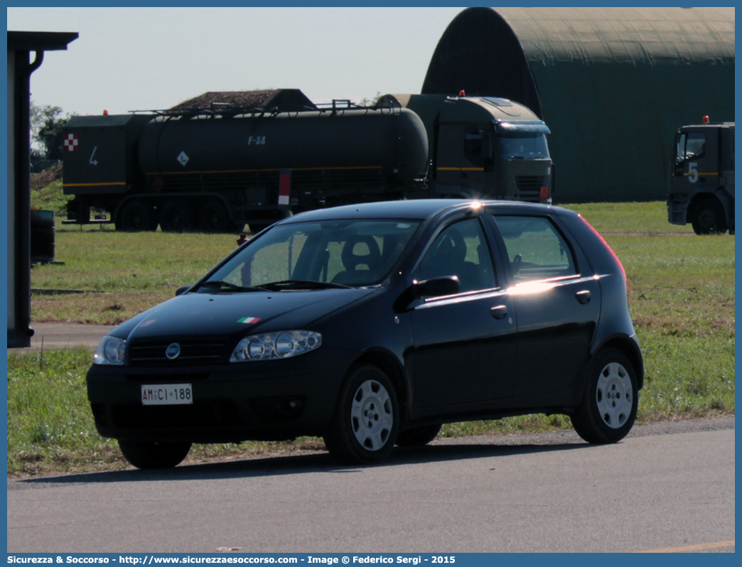 AM CI188
Aeronautica Militare Italiana
Fiat Punto III serie
Parole chiave: A.M.I.;AMI;Aeronautica;Militare;Italiana;Fiat;Punto