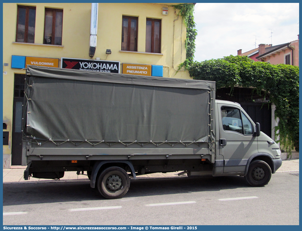 AM CK810
Aeronautica Militare Italiana
Iveco Daily 35S12 III serie
Parole chiave: AMI;A.M.I.;Aeronautica;Militare;Italiana;Iveco;Daily;35S12;CK810