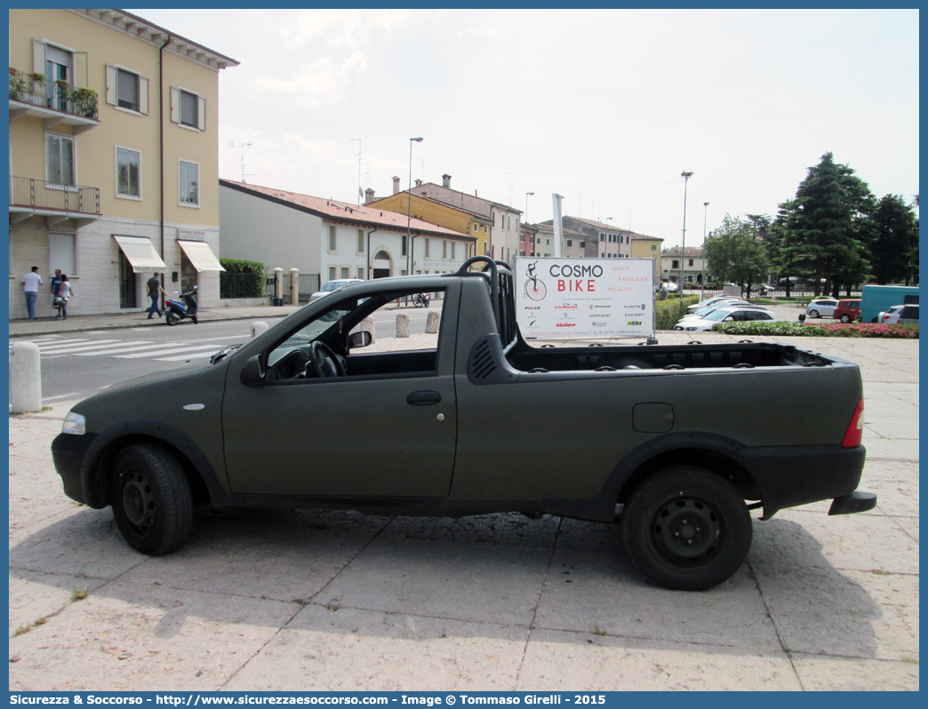 AM CL004
Aeronautica Militare Italiana
Fiat Strada II serie
Parole chiave: AMI;A.M.I.;Aeronautica;Militare;Italiana;Fiat;Strada