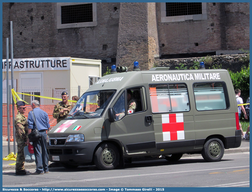 AM CL129
Aeronautica Militare Italiana
Servizio Sanitario
Fiat Ducato II serie restyling
Allestitore Bollanti S.r.l.
Parole chiave: AMI;A.M.I.;Aeronautica;Militare;Italiana;Servizio;Sanitario;Fiat;Ducato;Bollanti