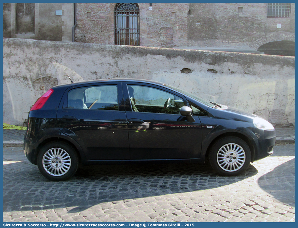 AM CL344
Aeronautica Militare Italiana
Fiat Grande Punto
Parole chiave: A.M.I.;AMI;Aeronautica;Militare;Italiana;Fiat;Grande;Punto