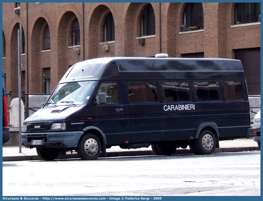 CC AQ266
Arma dei Carabinieri
Iveco Daily 45-10 II serie
Parole chiave: CC;C.C.;Arma;dei;Carabinieri;Bus;Minibus;Iveco;Daily;45-10;45.10;45;10