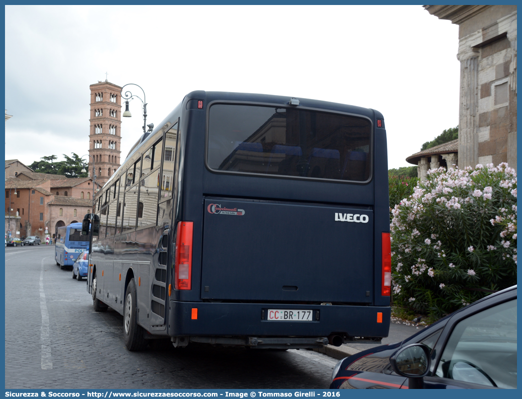 CC BR177
Arma dei Carabinieri
Iveco Cacciamali Eurorider C35
Parole chiave: CC;C.C.;Arma;dei;Carabinieri;Bus;Minibus;Iveco;Cacciamali;Eurorider;C35