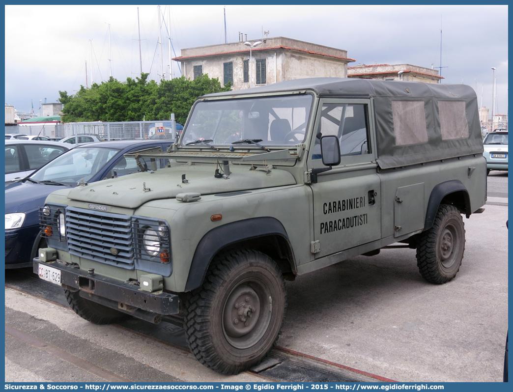 CC BT629
Arma dei Carabinieri
1° Reggimento Carabinieri "Tuscania"
Land Rover Defender 110

Parole chiave: CC;C.C.;Arma;Carabinieri;Reggimento;Paracadutisti;Tuscania;Land Rover;Defender;110;BT629