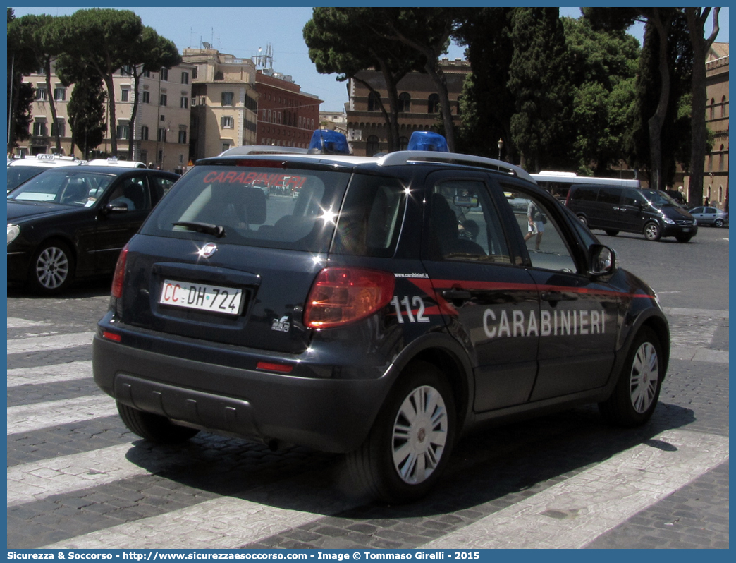 CC DH724
Arma dei Carabinieri
Fiat Sedici II serie
Parole chiave: CC;C.C.;Arma;dei;Carabinieri;Fiat;Sedici;DH724