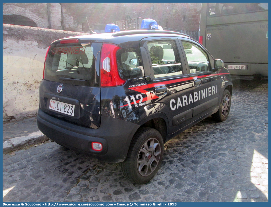 CC DI823
Arma dei Carabinieri
Fiat Nuova Panda 4x4 II serie
(I fornitura)
Parole chiave: CC;C.C.;Arma;dei;Carabinieri;Fiat;Panda;4x4;DI823