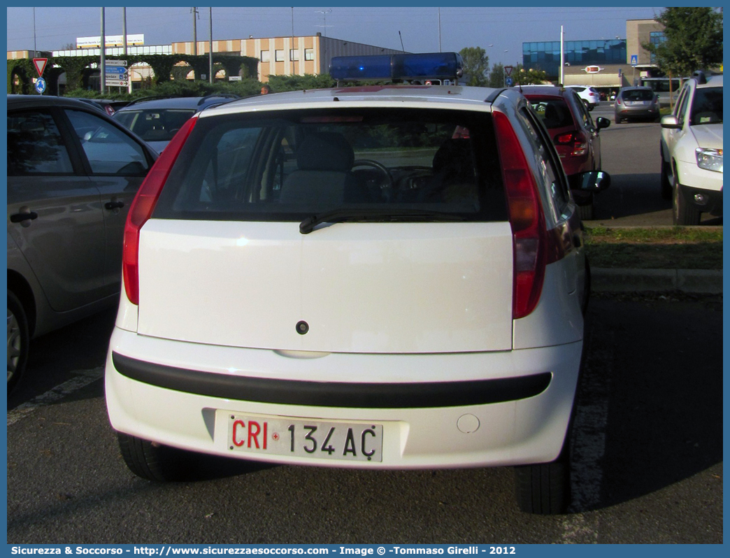 CRI 134AC
Croce Rossa Italiana
Fiat Punto II serie
Parole chiave: CRI;C.R.I.;Croce;Rossa;Italiana;Fiat;Punto;134AC