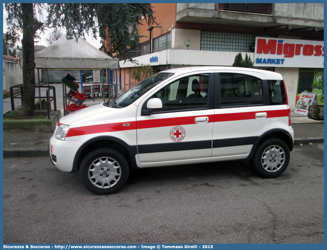 CRI 787AB
Croce Rossa Italiana
Servizio Emergenze
Fiat Nuova Panda 4x4 I serie restyling
Parole chiave: CRI;C.R.I.;Croce;Rossa;Italiana;Fiat;Nuova;Panda;4x4;Servizio;Emergenze;787AB