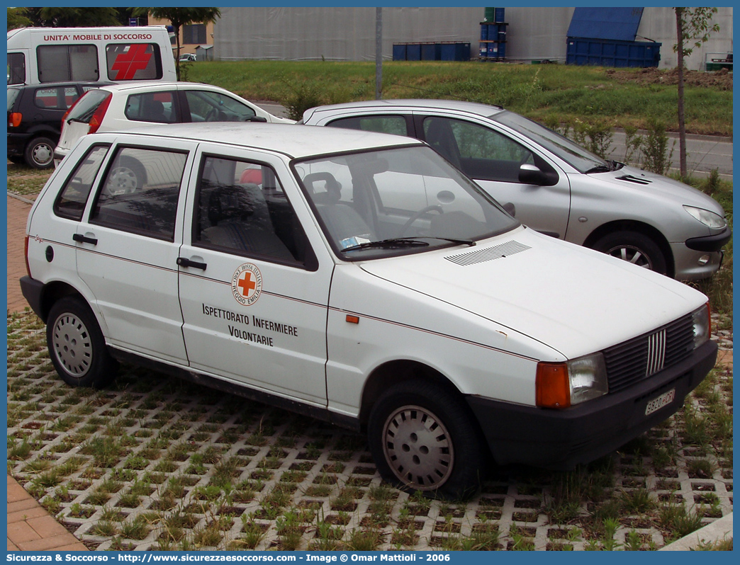 CRI 9820
Croce Rossa Italiana
Reggio Emilia
Fiat Uno I serie
Ispettorato Infermiere Volontarie
Parole chiave: C.R.I.;CRI;Croce;Rossa;Italiana;Fiat;Uno;Reggio;Emilia;Ispettorato;Infermiere;Volontarie;9820