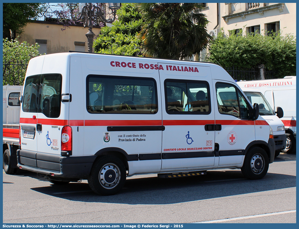 CRI A202D
Croce Rossa Italiana
Selvazzano Dentro (PD)
Renault Master III serie
Parole chiave: CRI;C.R.I.;Croce;Rossa;Italiana;Selvazzanoi;Renault;Master;A202D