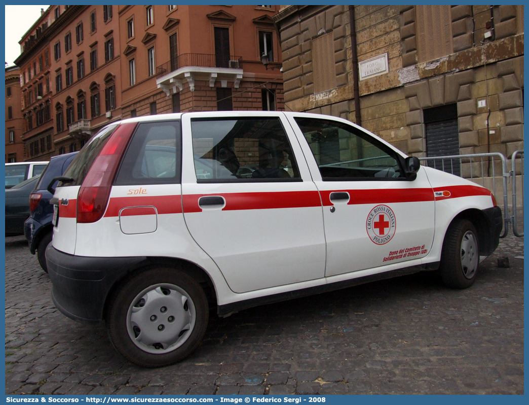 CRI A2148
Croce Rossa Italiana
Foligno (PG)
Fiat Punto I serie
Parole chiave: CRI;C.R.I.;Croce;Rossa;Italiana;Fiat;Punto;Foligno;A2148