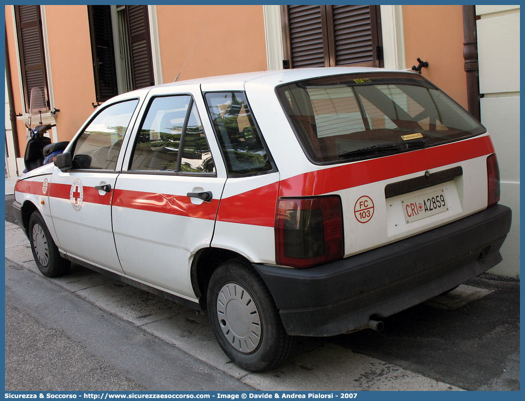 CRI A2859
Croce Rossa Italiana
Fiat Tipo II serie
Parole chiave: C.R.I.;CRI;Croce;Rossa;Italiana;Fiat;Tipo;A2859