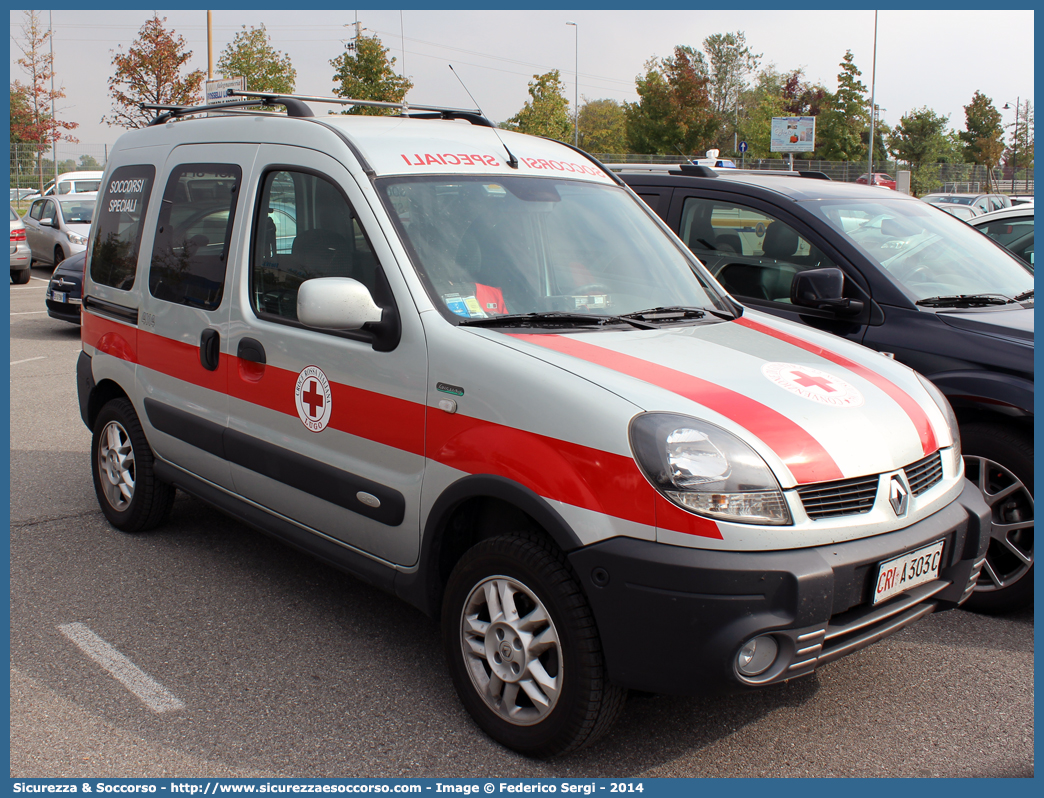 CRI A303C
Croce Rossa Italiana
Lugo (RA)
Renault Kangoo 4x4 II serie
Soccorsi Speciali
Parole chiave: CRI;C.R.I.;Croce Rossa Italiana;Susa;SMTS;S.M.T.S.;Soccorsi;Tecniche;Speciali;Renault;Kangoo;4x4