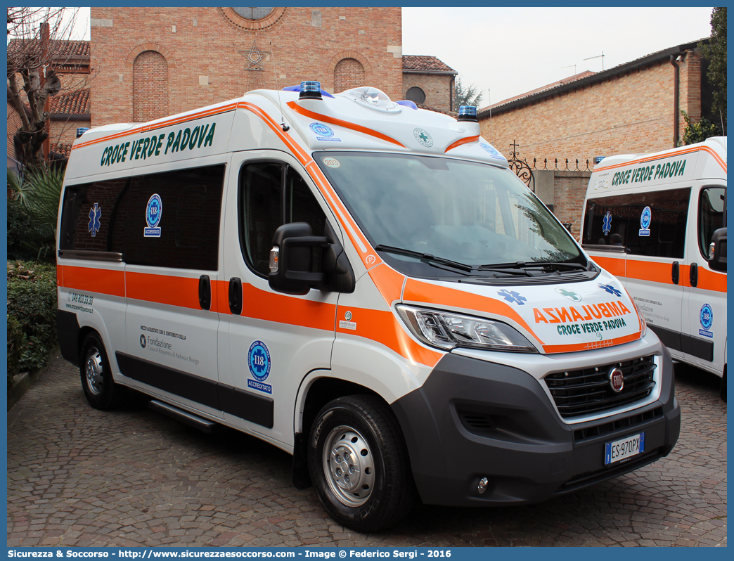 203
Pia Opera Croce Verde Padova
Fiat Ducato III serie restyling
Allestitore Ambitalia S.p.A.
Parole chiave: Pia;Opera;Croce;Verde;Padova;Ambulanza;Fiat;Ducato;X290;Ambitalia