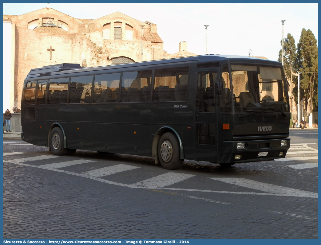 EI 505CJ
Esercito Italiano
Iveco 370S Turbo
Parole chiave: EI;E.I.;Esercito;Italiano;Iveco;370;S;505CJ