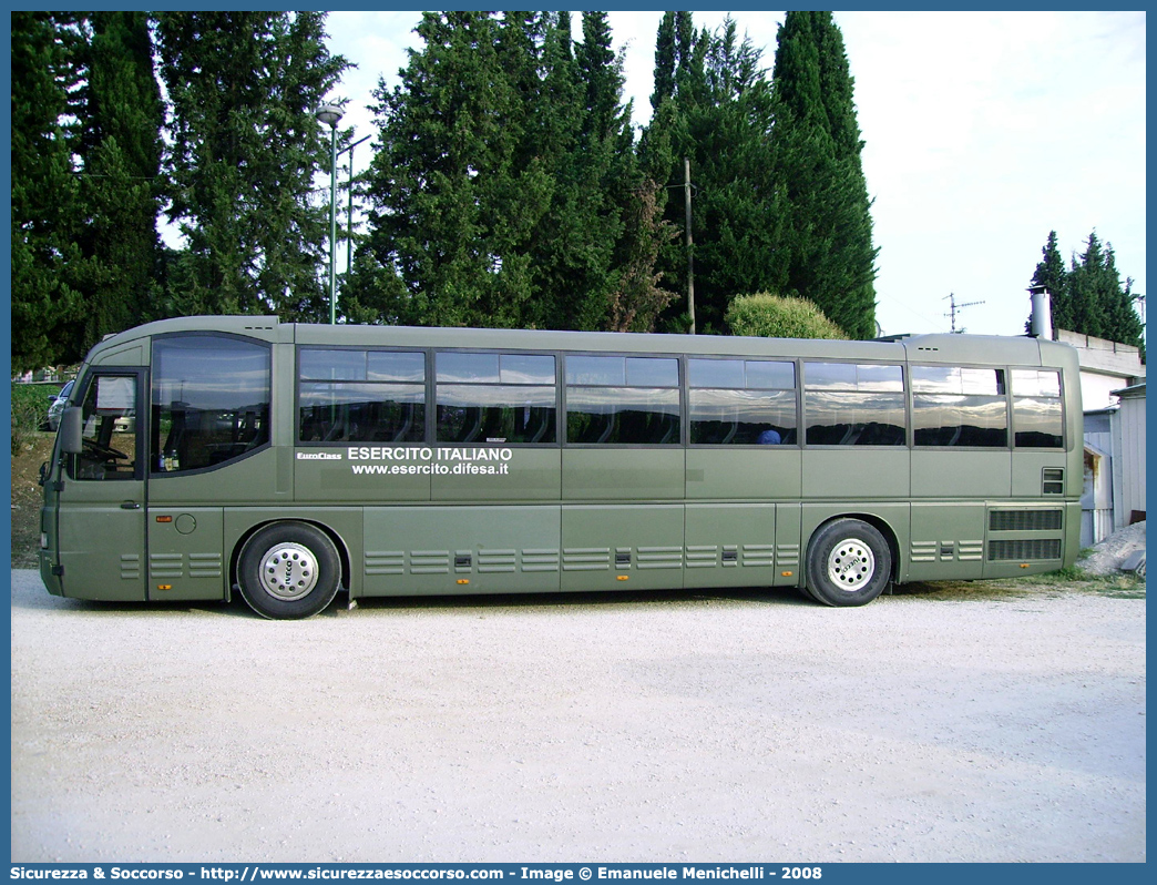 EI 743DL
Esercito Italiano
Iveco EuroClass
Parole chiave: EI;E.I.;Esercito;Italiano;Autobus;Bus;Iveco;EuroClass