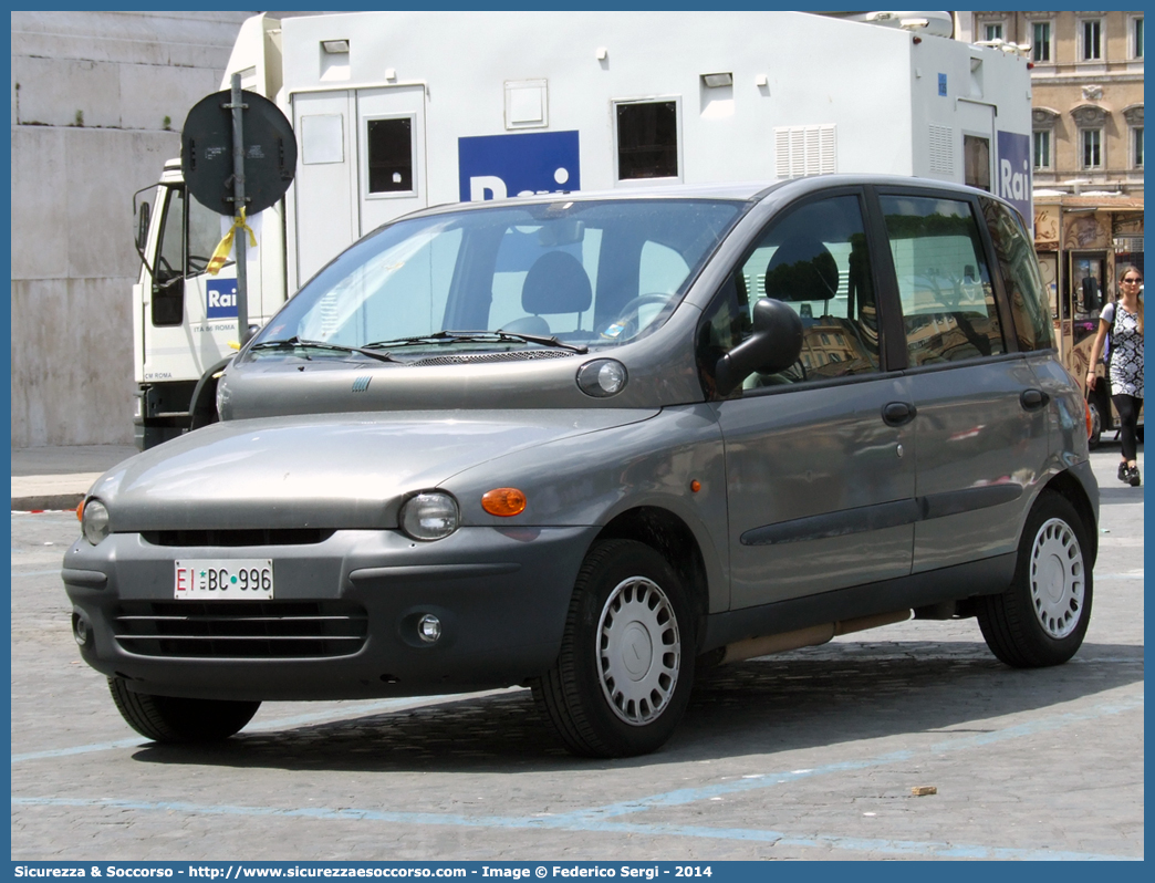 EI BC996
Esercito Italiano
Fiat Multipla I serie
Parole chiave: EI;E.I.;Esercito;Italiano;Autovetture;Fiat;Multipla