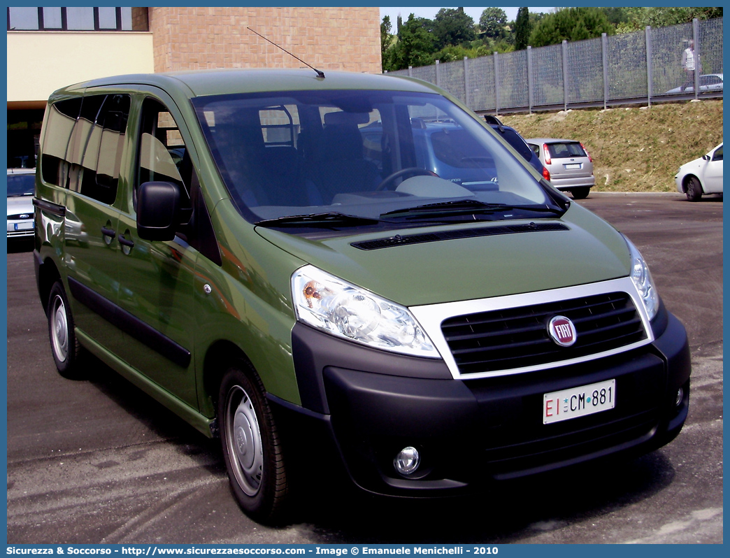 EI CM881
Esercito Italiano
Fiat Scudo IV serie
Parole chiave: EI;E.I.;Esercito;Italiano;Fiat;Scudo