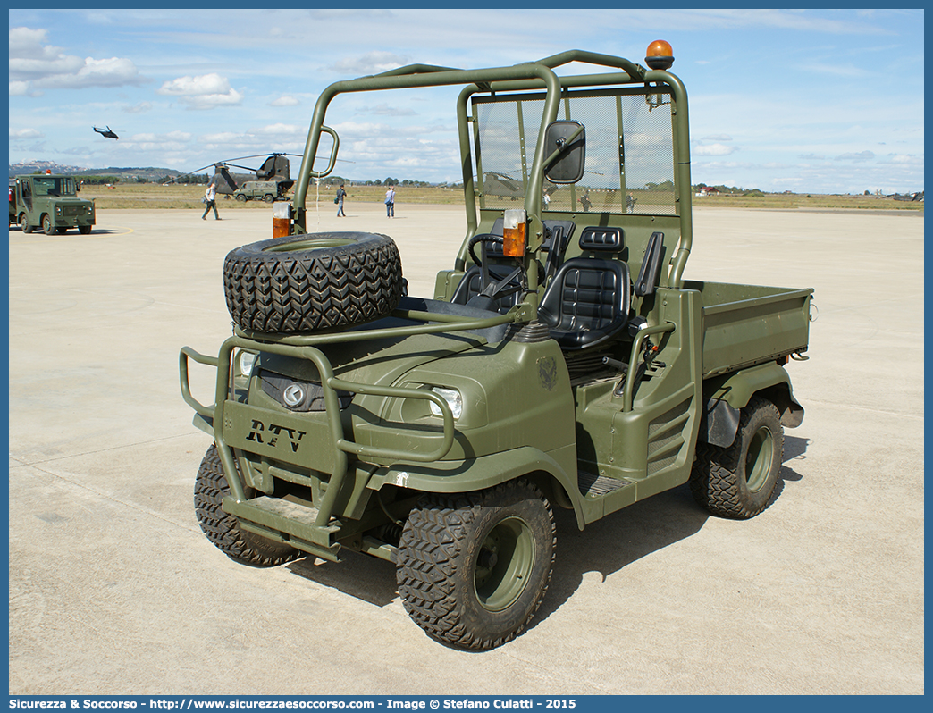 EI DB273
Esercito Italiano
Aviazione dell'Esercito
Kubota RTV 900
Parole chiave: EI;E.I.;Esercito;Italiano;Aviazione;Kubota;RTV;900