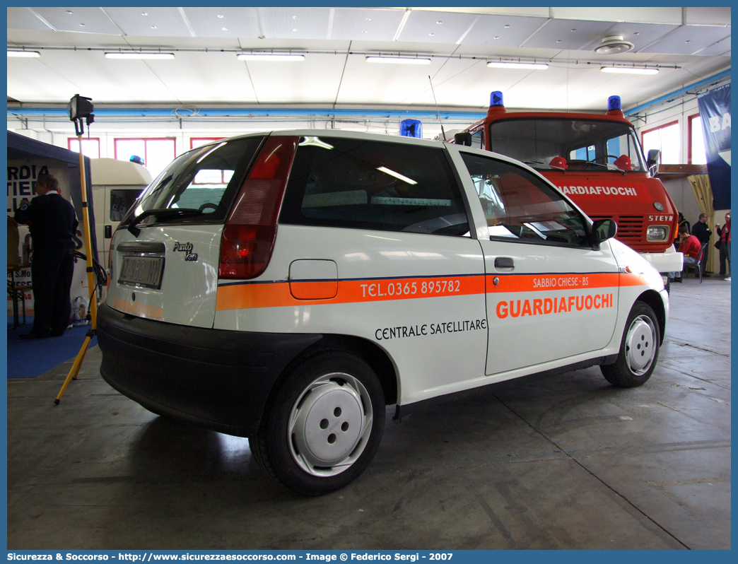 -
Corpo Nazionale Guardiafuochi
Associazione Nazionale Guardie ai Fuochi Volontarie
Fiat Punto Van I serie
Parole chiave: Corpo;Nazionale;Guardiafuochi;Associazione;Nazionale;Guardie;ai;Fuochi;Volontarie;Fiat;Punto;Van