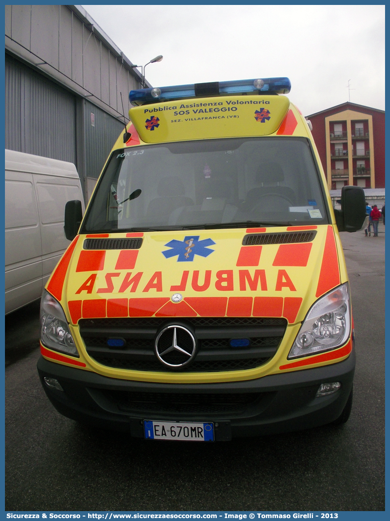 Fox 2.3
Polo Emergency Onlus
Mercedes Benz Sprinter II serie
Allestitore Polar Special Car S.n.c.
Parole chiave: Polo;Emergency;Mercedes;Benz;Sprinter;Polar;Special;Car