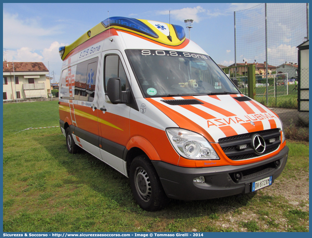 Fox 3
S.O.S. Sona
Mercedes Benz Sprinter II serie
Allestitore Ambulanz Mobile GmbH & Co. KG
Parole chiave: SOS;S.O.S.;Sona;Mercedes;Benz;Sprinter;Ambulanz;Mobile