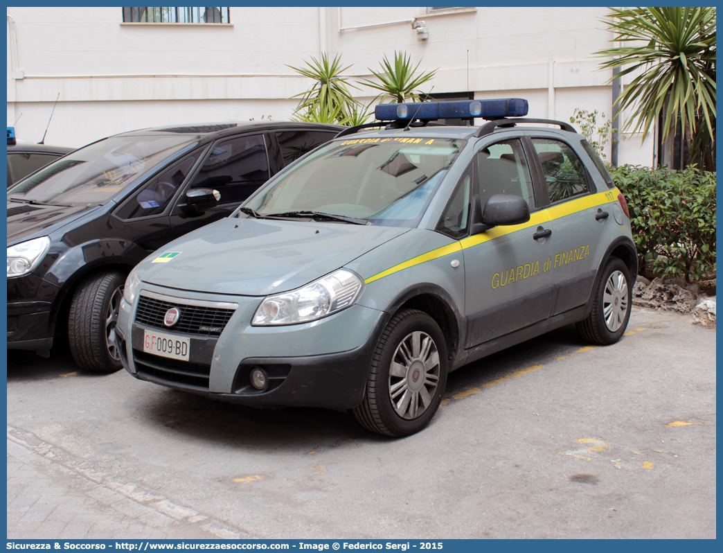 GdiF 009BD
Guardia di Finanza
Fiat Sedici I serie
Parole chiave: GdiF;G.D.F.;GDF;Guardia;di;Finanza;Fiat;Sedici;009 BD;009BD