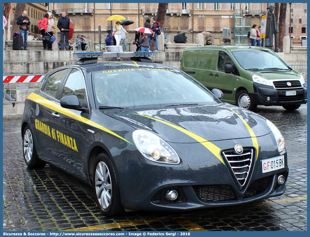 GdiF 015BK
Guardia di Finanza
Alfa Romeo Nuova Giulietta
I serie I restyling
(I fornitura)
Parole chiave: GdiF;GDF;GF;Guardia;Finanza;Alfa;Romeo;Nuova;Giulietta