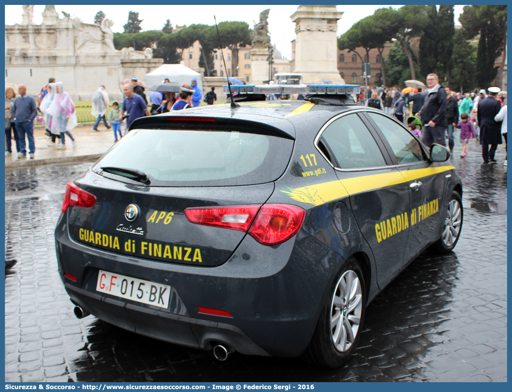 GdiF 015BK
Guardia di Finanza
Alfa Romeo Nuova Giulietta
I serie I restyling
(I fornitura)
Parole chiave: GdiF;GDF;GF;Guardia;Finanza;Alfa;Romeo;Nuova;Giulietta