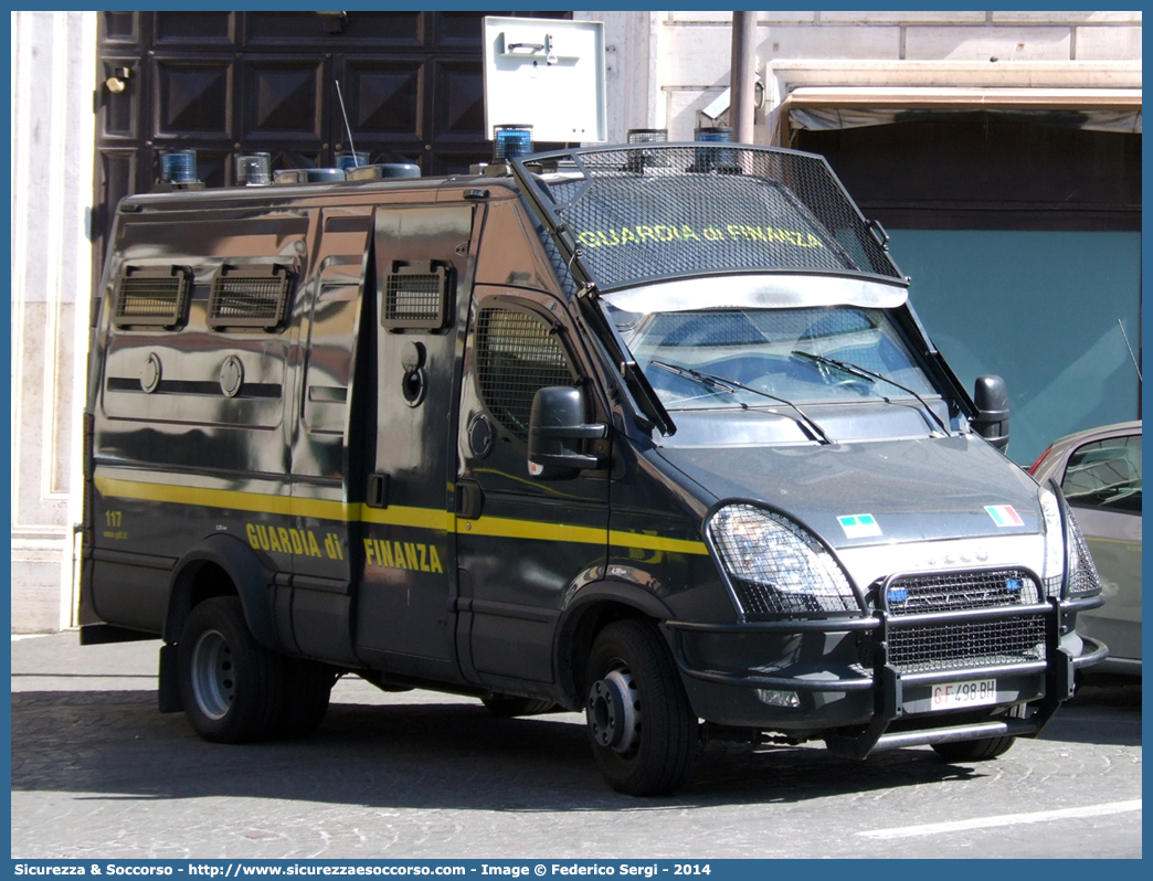 GdiF 498BH
Guardia di Finanza
Iveco Daily 70C17 V serie Blindato
A.T.P.I.
Allestitore Repetti S.r.l.
Parole chiave: GdiF;G.D.F.;GDF;Guardia di Finanza;Iveco;Daily;70C17;V serie;Repetti;A.T.P.I.;Anti Terrorismo Pronto Impiego;499BH