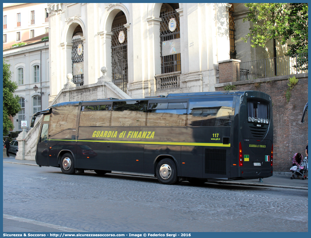 GdiF 505BH
Guardia di Finanza
Scania Irizar New Century 12.35
Parole chiave: GdiF;G.D.F.;GDF;Guardia di Finanza;Scania;Irizar;New Century;12.35