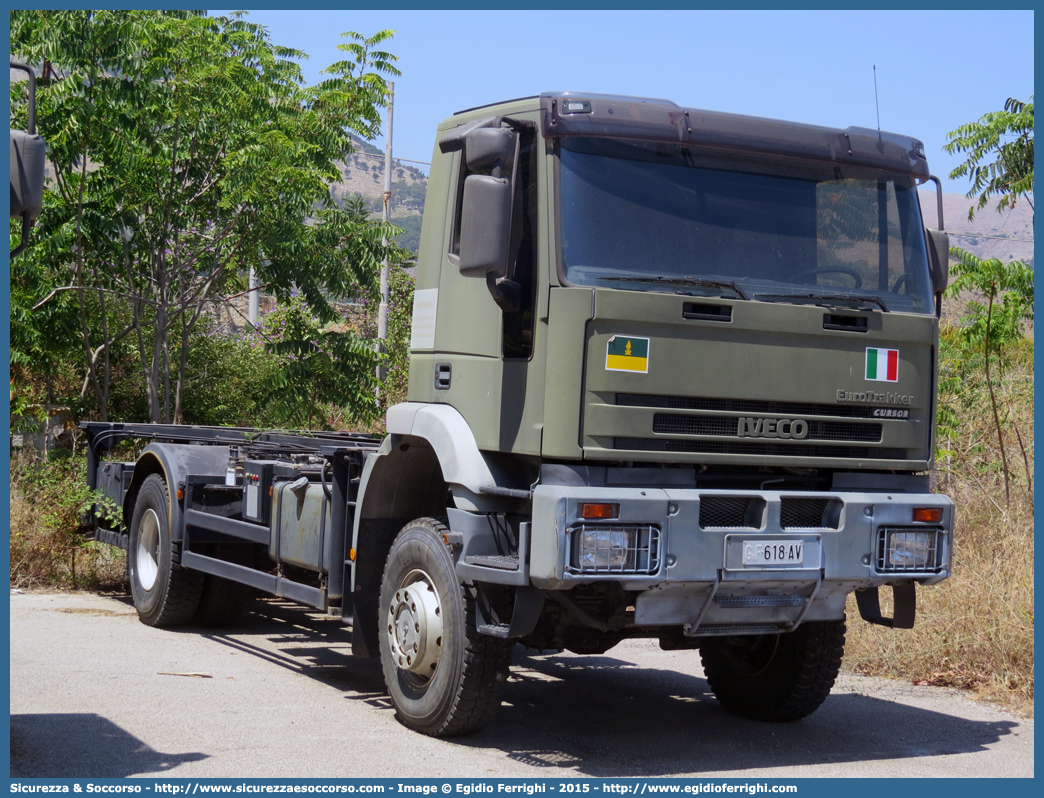 GdiF 618AV
Guardia di Finanza
Iveco EuroTrakker 4x4
Parole chiave: GdiF;G.D.F.;GDF;Guardia di Finanza;Iveco;EuroTrakker 4x4;618AV