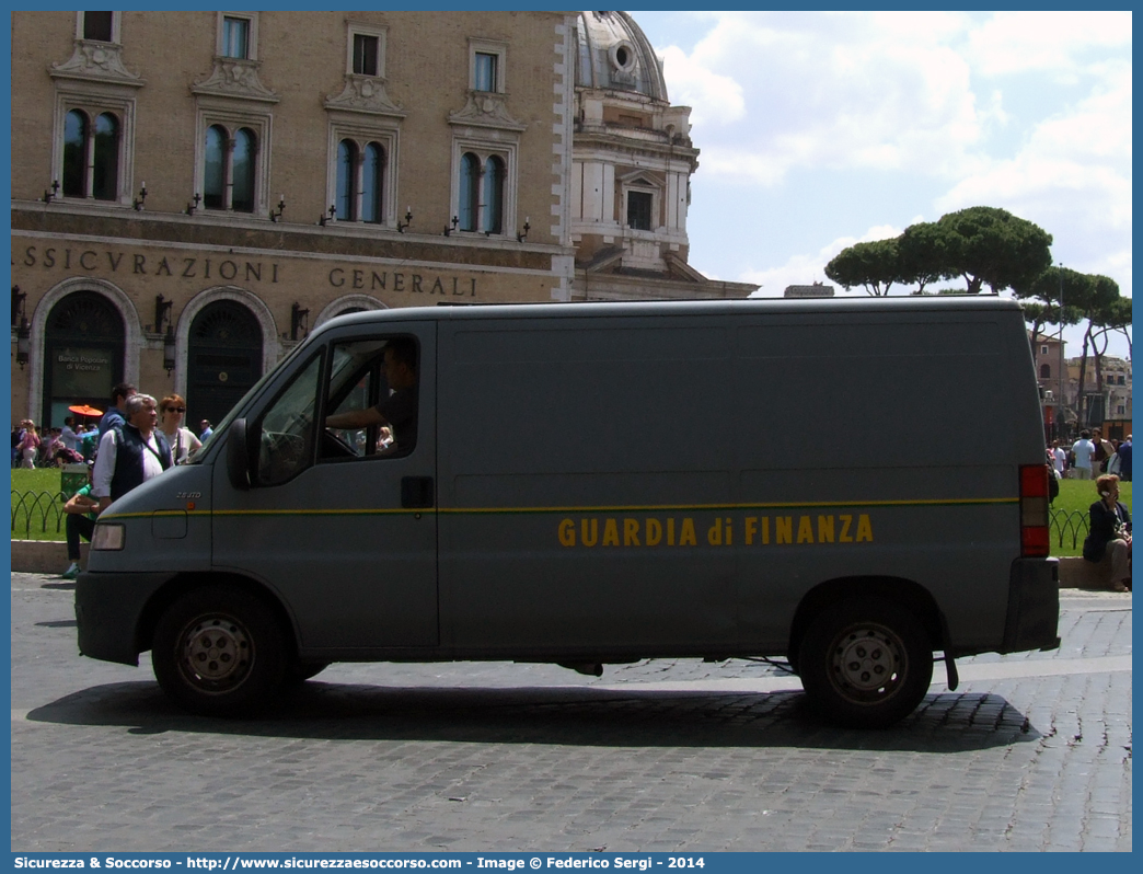 GdiF 730AV
Guardia di Finanza
Fiat Ducato II serie
Parole chiave: GdiF;G.D.F.;GDF;Guardia;di;Finanza;Fiat;Ducato