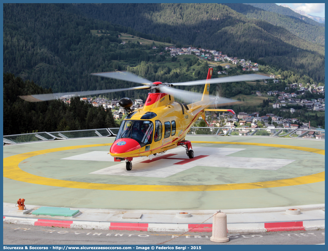 I-KORE
118 Regione Veneto
Agusta Westland A109S Grand
FALCO
Base di Pieve di Cadore
(variante)
Parole chiave: 118;Veneto;Belluno;Pieve di Cadore;Agusta;A109;A;109;Grand;I-KORE;Falco;Elicottero;Elisoccorso