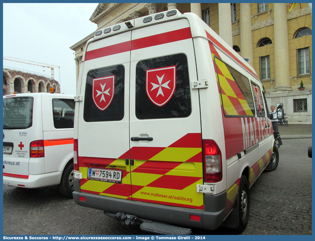 M40
Republik Österreich
Malteser
Mercedes Benz Sprinter II generation
Parole chiave: Republik;Österreich;Malteser;Mercedes;Benz;Sprinter