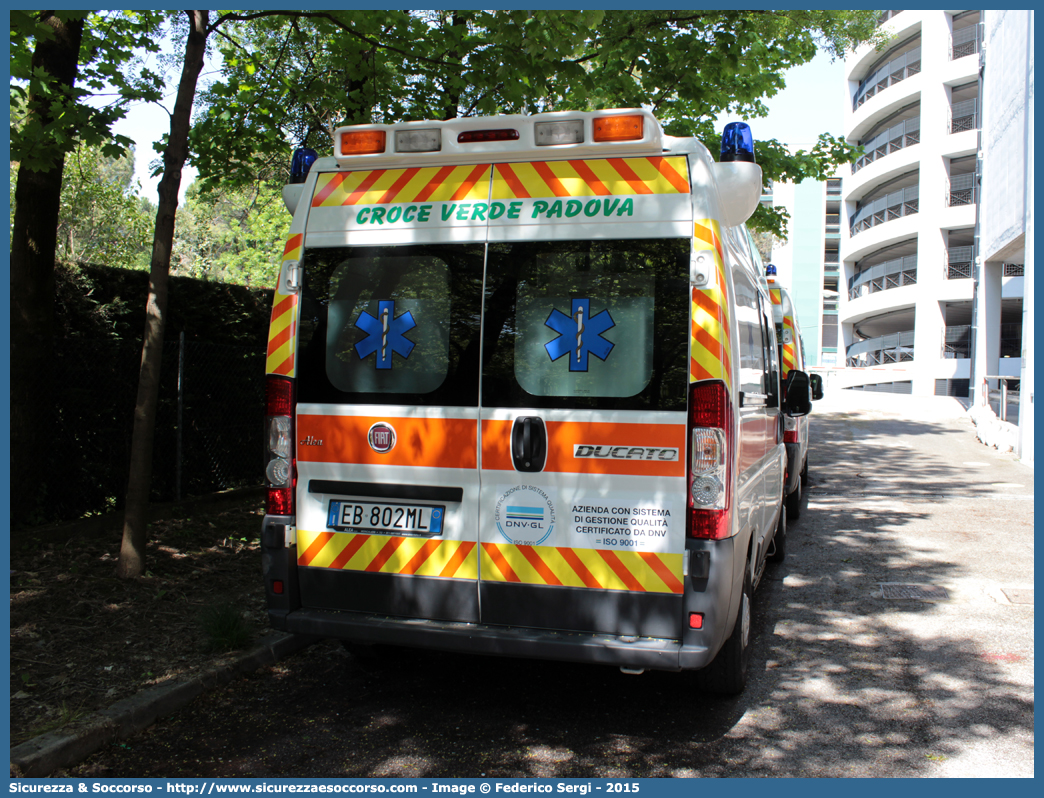 198
Pia Opera Croce Verde Padova
Fiat Ducato III serie
Allestitore Alea Italia S.r.l.
Parole chiave: Pia;Opera;Croce;Verde;Padova;Ambulanza;Fiat;Ducato;X250;Alea