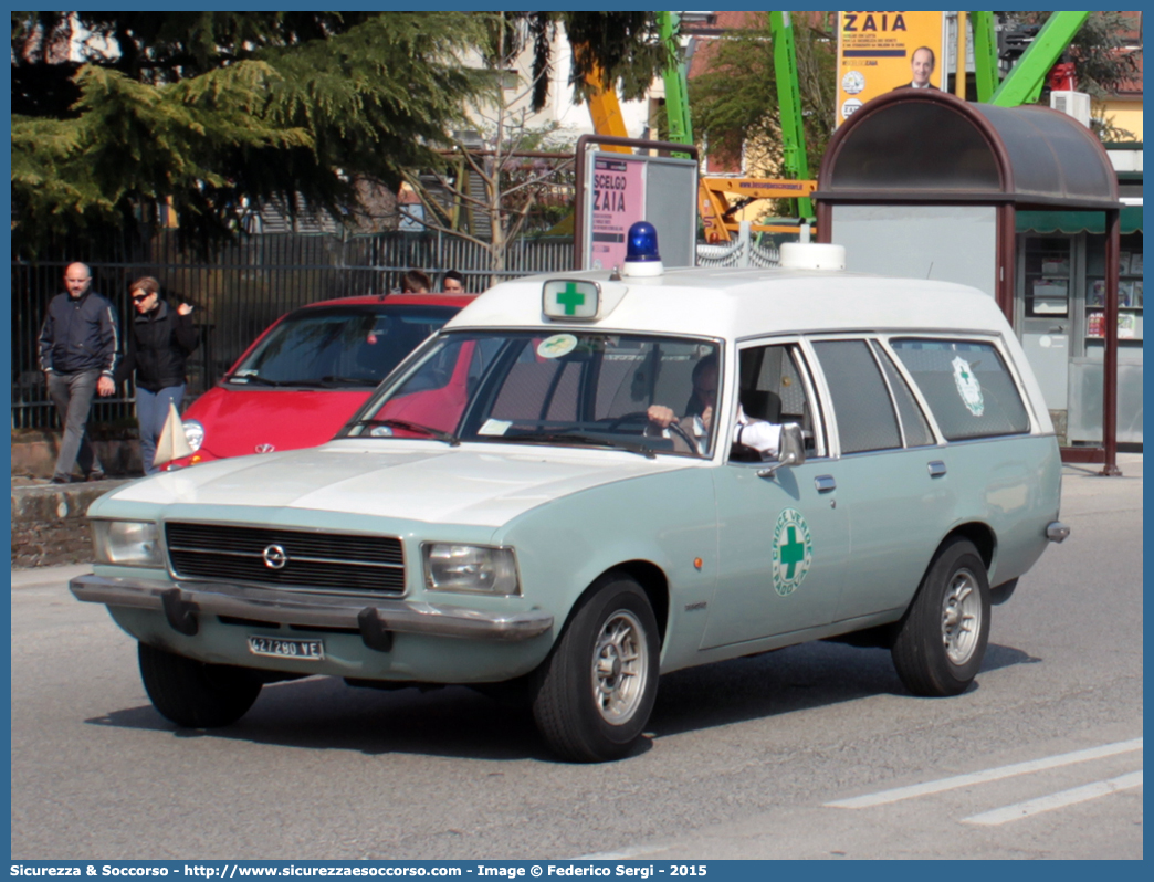 -
P.O. Croce Verde Padova
Museo "Francesco Aguggiaro"
Opel Rekord D
Parole chiave: CV;C.V.;Croce;Verde;Padova;Museo;Storico;Storica;Francesco;Aguggiaro;Opel;Rekord;D