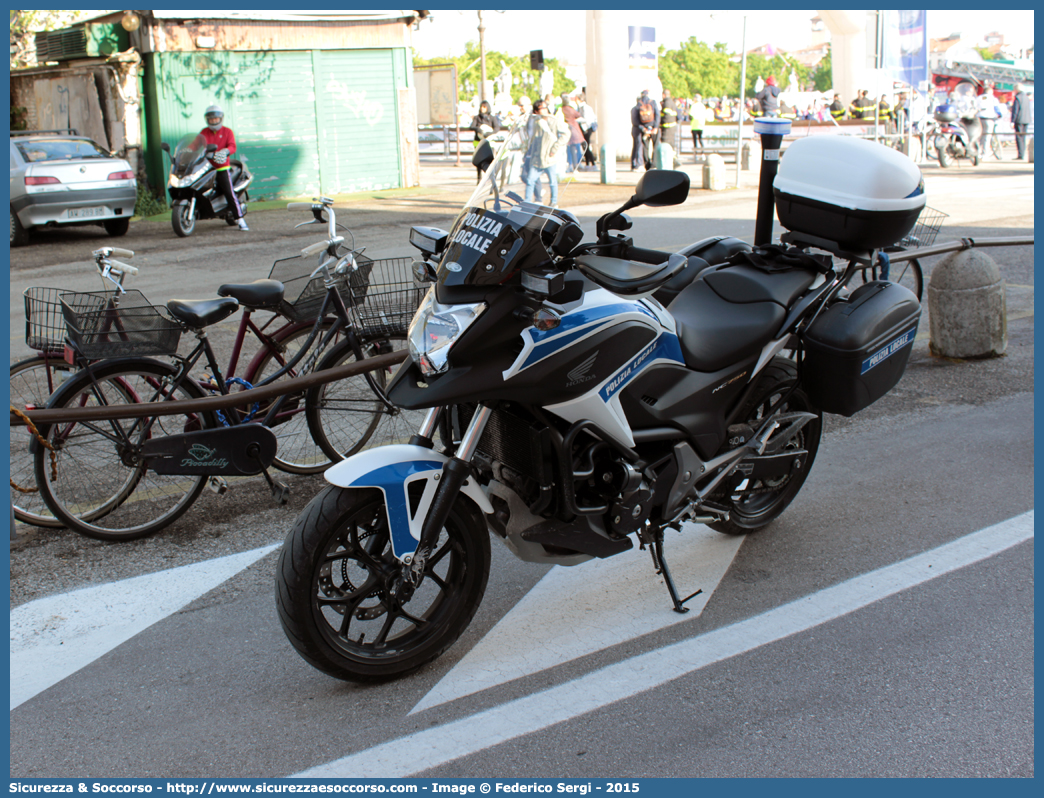 Polizia Locale YA02763
Polizia Locale
Comune di Padova
Honda NC 750
Parole chiave: PL;P.L.;PM;P.M.;Polizia;Locale;Municipale;Padova;Honda;NC;750