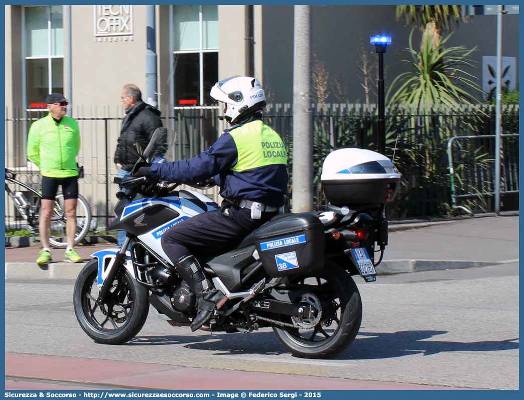 Polizia Locale YA02767
Polizia Locale
Comune di Padova
Honda NC 750
Parole chiave: PL;P.L.;PM;P.M.;Polizia;Locale;Municipale;Padova;Honda;NC;750